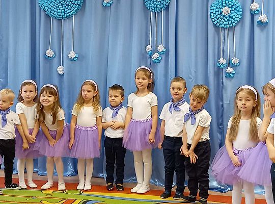 Zdjęcie grupowe przed występem