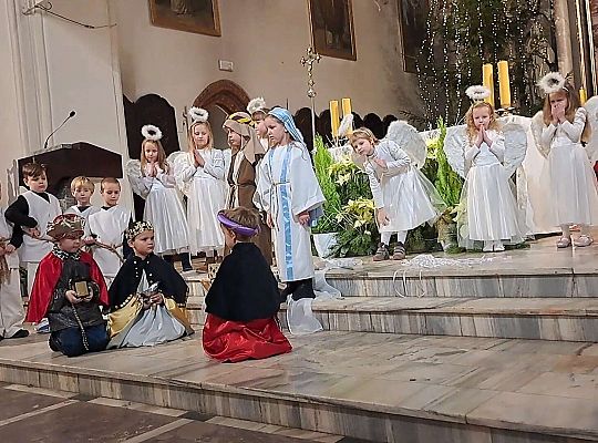 Trzej Królowie składają hołd Świętej Rodzinie