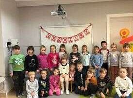 Zuzia na zdjęciu z cała grupą