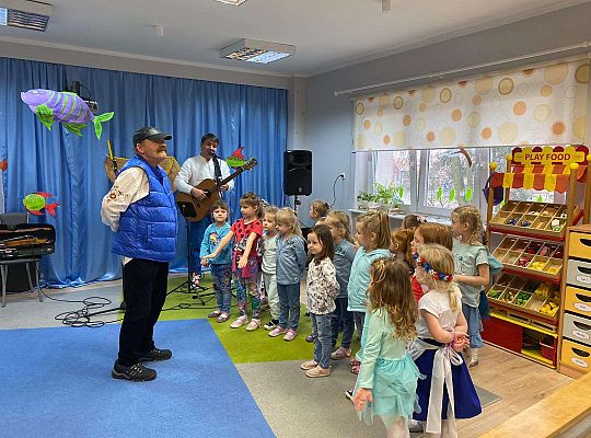 Dziewczynki syrenkami