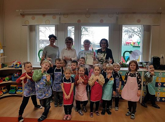 Wspólne zdjęcie z Panią Dyrektor oraz Panią Ludwiką