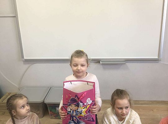 Solenizantka wśród dzieci