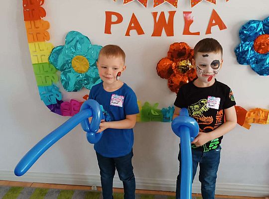 Chłopiec z solenizantem