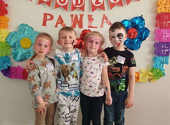 Dzieci z solenizantem