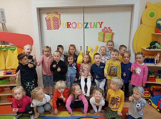 Zdjęcie grupowe z jubilatką.