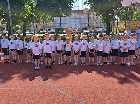 Dzieci w oczekiwaniu na nagrodę