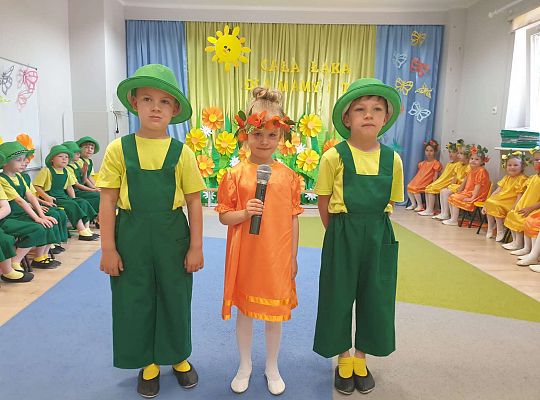 Dzieci mówią wierszyki