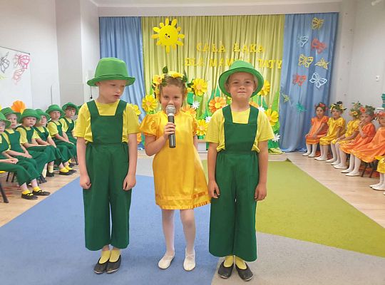 Dzieci mówią wierszyki