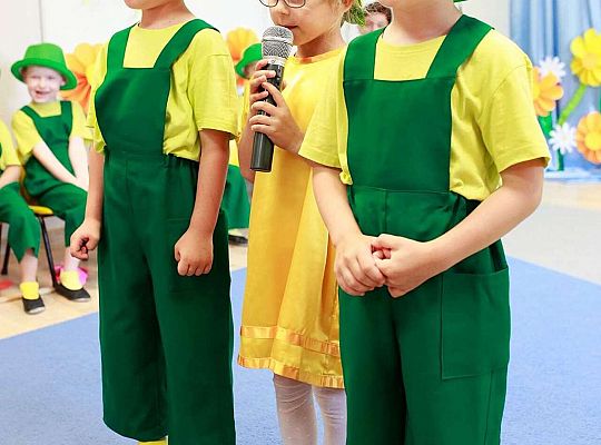 Dzieci mówią wierszyki