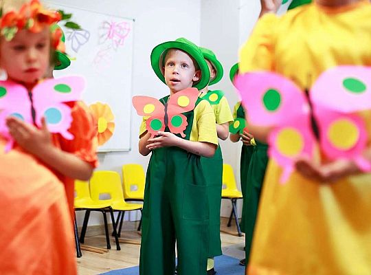 Dzieci podczas tańca