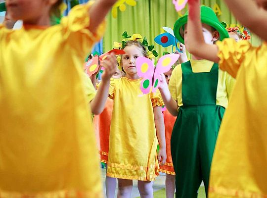 Dzieci podczas tańca