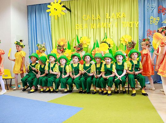 Dzieci podczas tańca