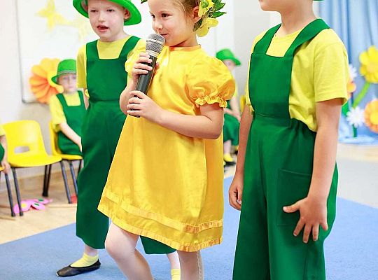 Dzieci mówią wierszyki