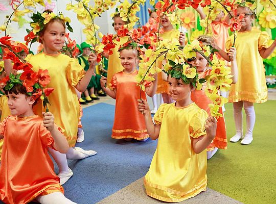 Dzieci podczas tańca