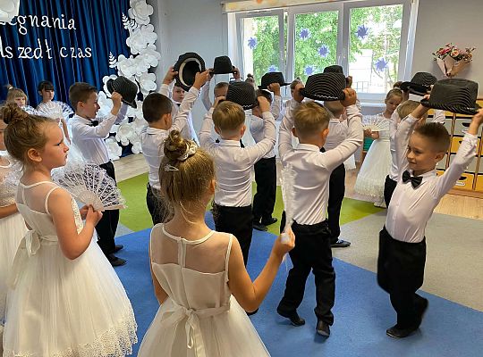 Dzieci w tańcu