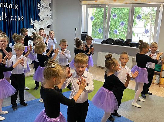 Dzieci w tańcu