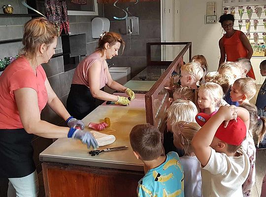 Gr. III Manufaktura Słodyczy w Łebie