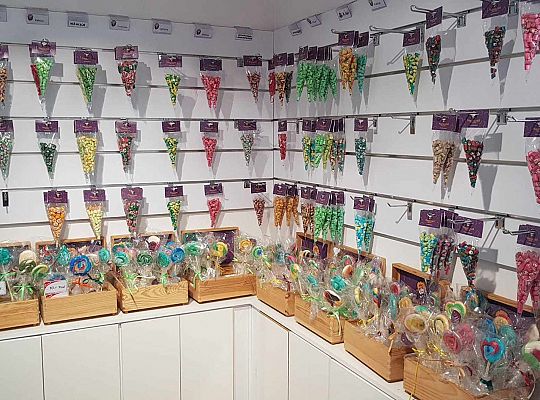 Gr. III Manufaktura Słodyczy w Łebie