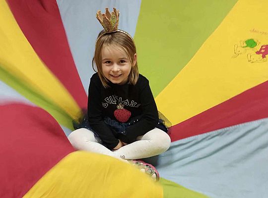 Solenizantka na chuście animacyjnej