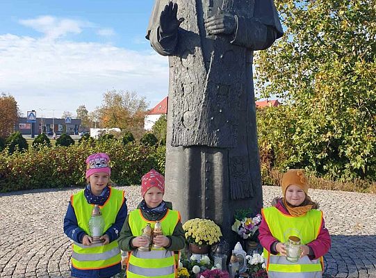 Gr. IV Pamiętamy o zmarłych