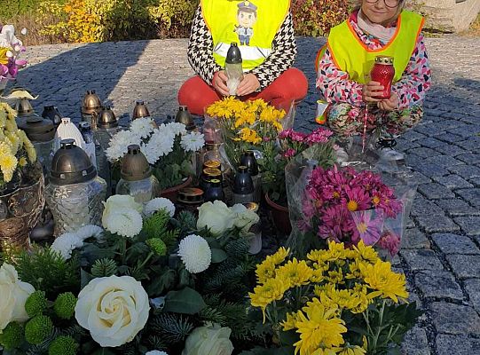 Gr. IV Pamiętamy o zmarłych