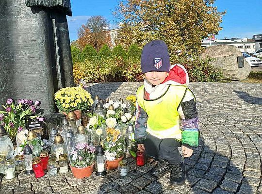 Gr. III Pamiętamy o zmarłych