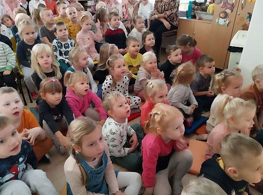 Teatrzyk "Powrót w krainę baśni"