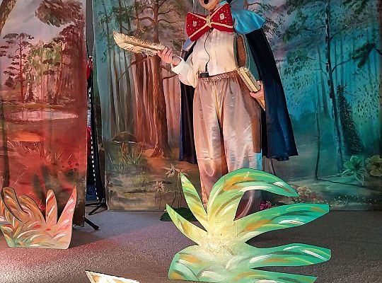 Teatrzyk "Powrót w krainę baśni"