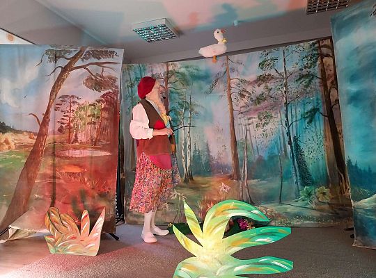 Teatrzyk "Powrót w krainę baśni"