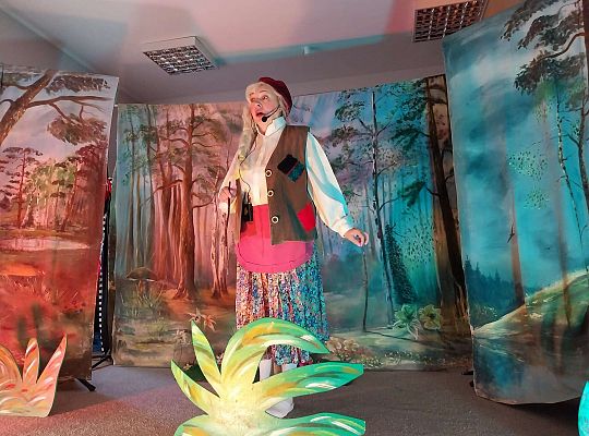 Teatrzyk "Powrót w krainę baśni"