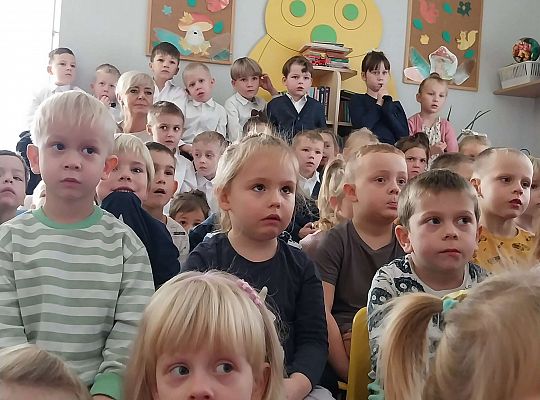 Teatrzyk "Powrót w krainę baśni"