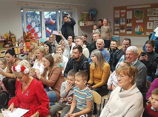 Gr. IV " Barwy naszej Ojczyzny" - popołudniowe spotkanie patriotyczne