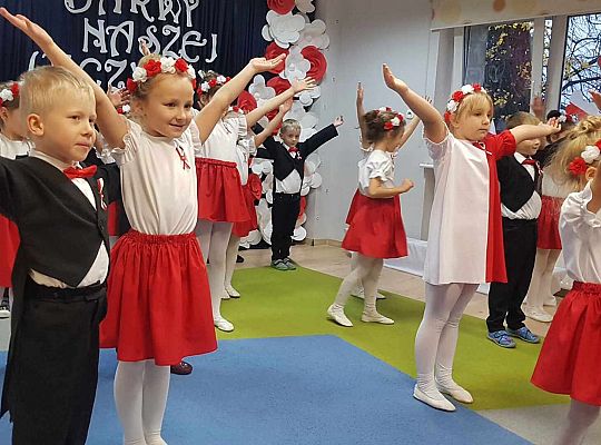 Gr. IV " Barwy naszej Ojczyzny" - popołudniowe spotkanie patriotyczne