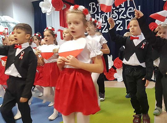 Gr. IV " Barwy naszej Ojczyzny" - popołudniowe spotkanie patriotyczne