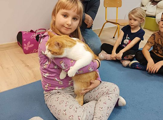 Gr. IV i III Niecodzienny gość w przedszkolu