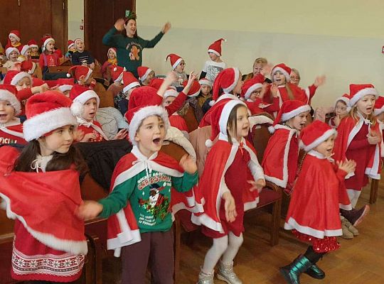 Gr. IV Koncert Mikołajkowy w Zespole Szkół Mechaniczno - Informatycznych