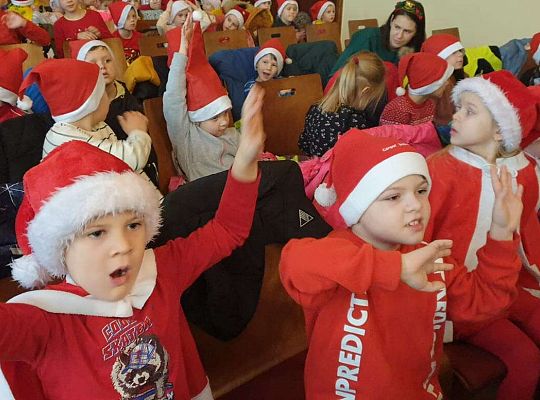 Gr. IV Koncert Mikołajkowy w Zespole Szkół Mechaniczno - Informatycznych