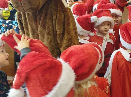 Gr. IV Koncert Mikołajkowy w Zespole Szkół Mechaniczno - Informatycznych