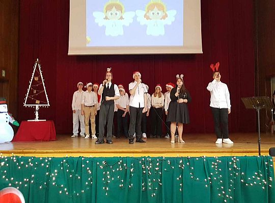 Gr. III Koncert Mikołajkowy w Zespole Szkół Mechaniczno - Informatycznych