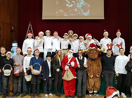 Gr. III Koncert Mikołajkowy w Zespole Szkół Mechaniczno - Informatycznych