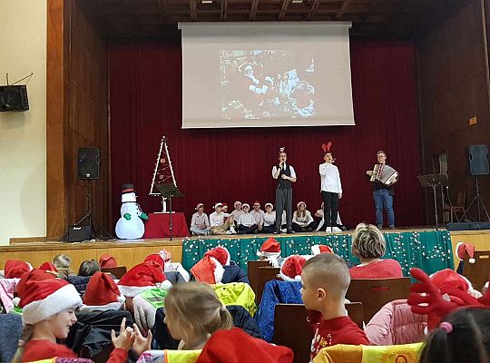 Gr. III Koncert Mikołajkowy w Zespole Szkół Mechaniczno - Informatycznych
