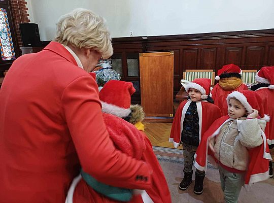 Gr. III Świąteczna wizyta z Urzędzie Miasta