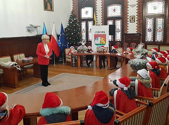 Gr. III Świąteczna wizyta z Urzędzie Miasta