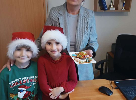 Gr. IV Ozdabiamy pierniczki