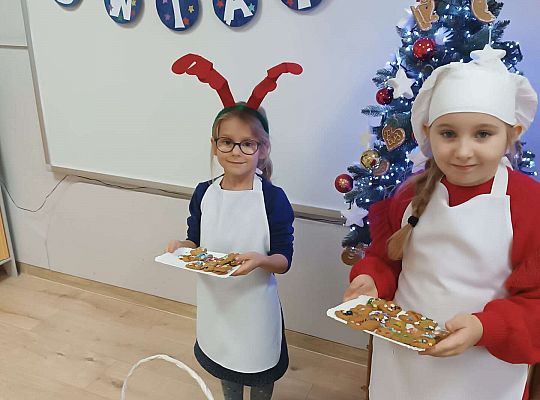 Gr. IV Ozdabiamy pierniczki