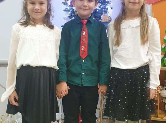 Gr. IV Wigilia oraz spotkanie z Mikołajem