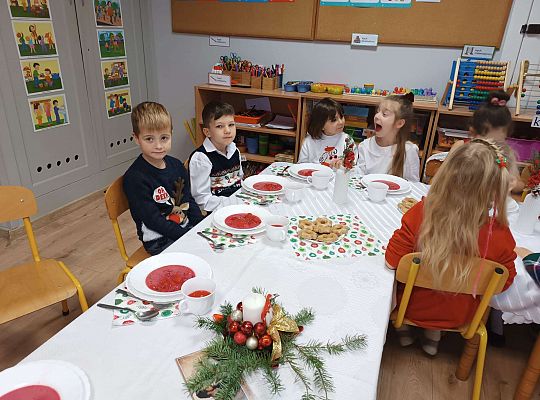 Gr. IV Wigilia oraz spotkanie z Mikołajem