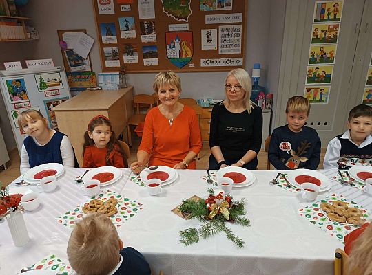 Gr. IV Wigilia oraz spotkanie z Mikołajem