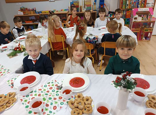 Gr. IV Wigilia oraz spotkanie z Mikołajem