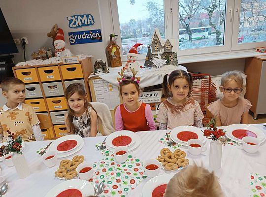 Gr. IV Wigilia oraz spotkanie z Mikołajem